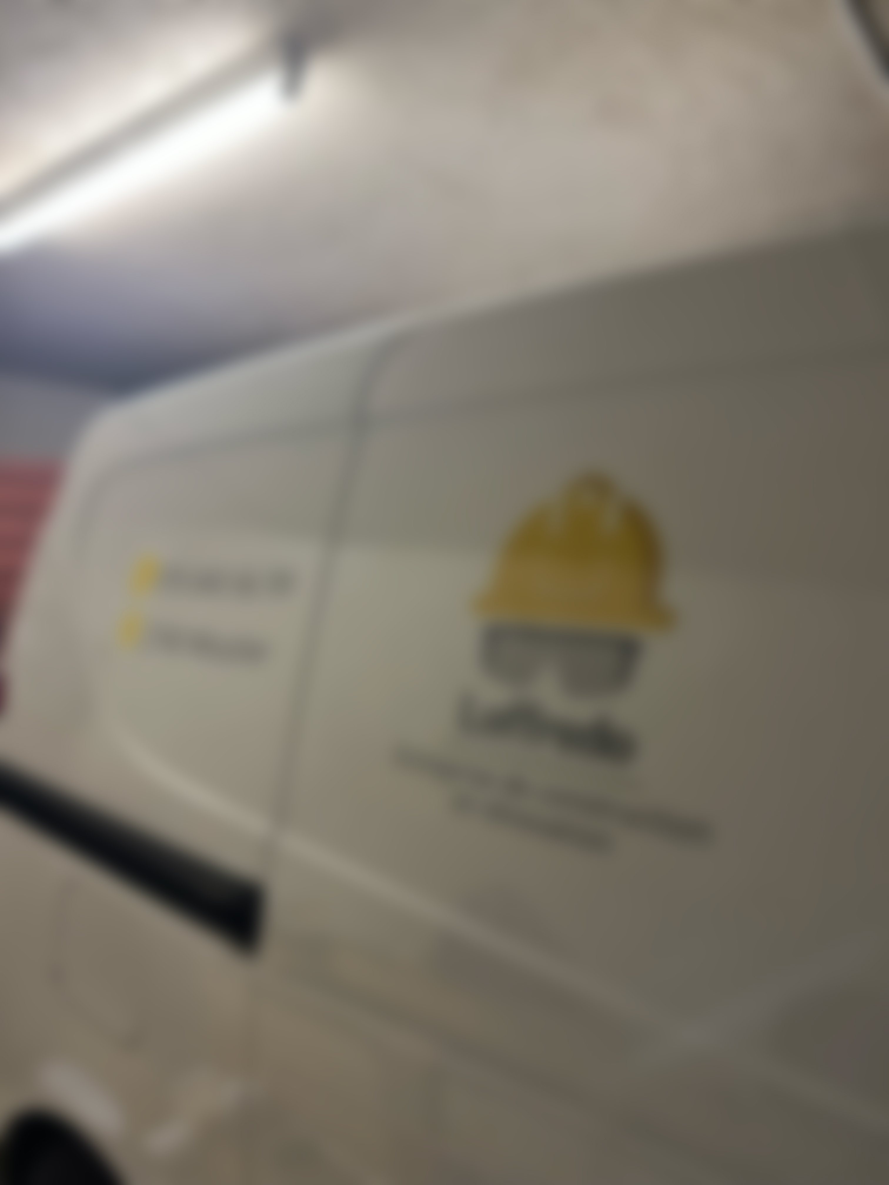 Habillage de véhicule utilitaire — Loffredo